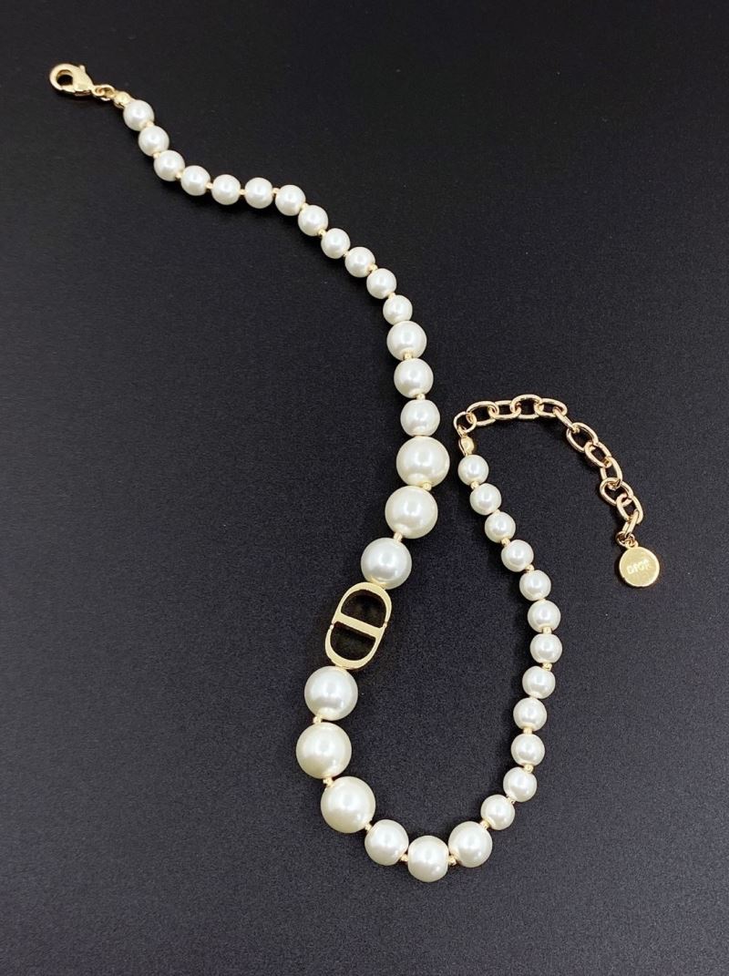 chr1st1an D10r necklaces